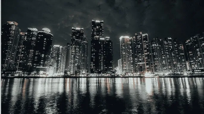雨宫琴音 qvod - 城市之光：霓虹背后的人间烟火